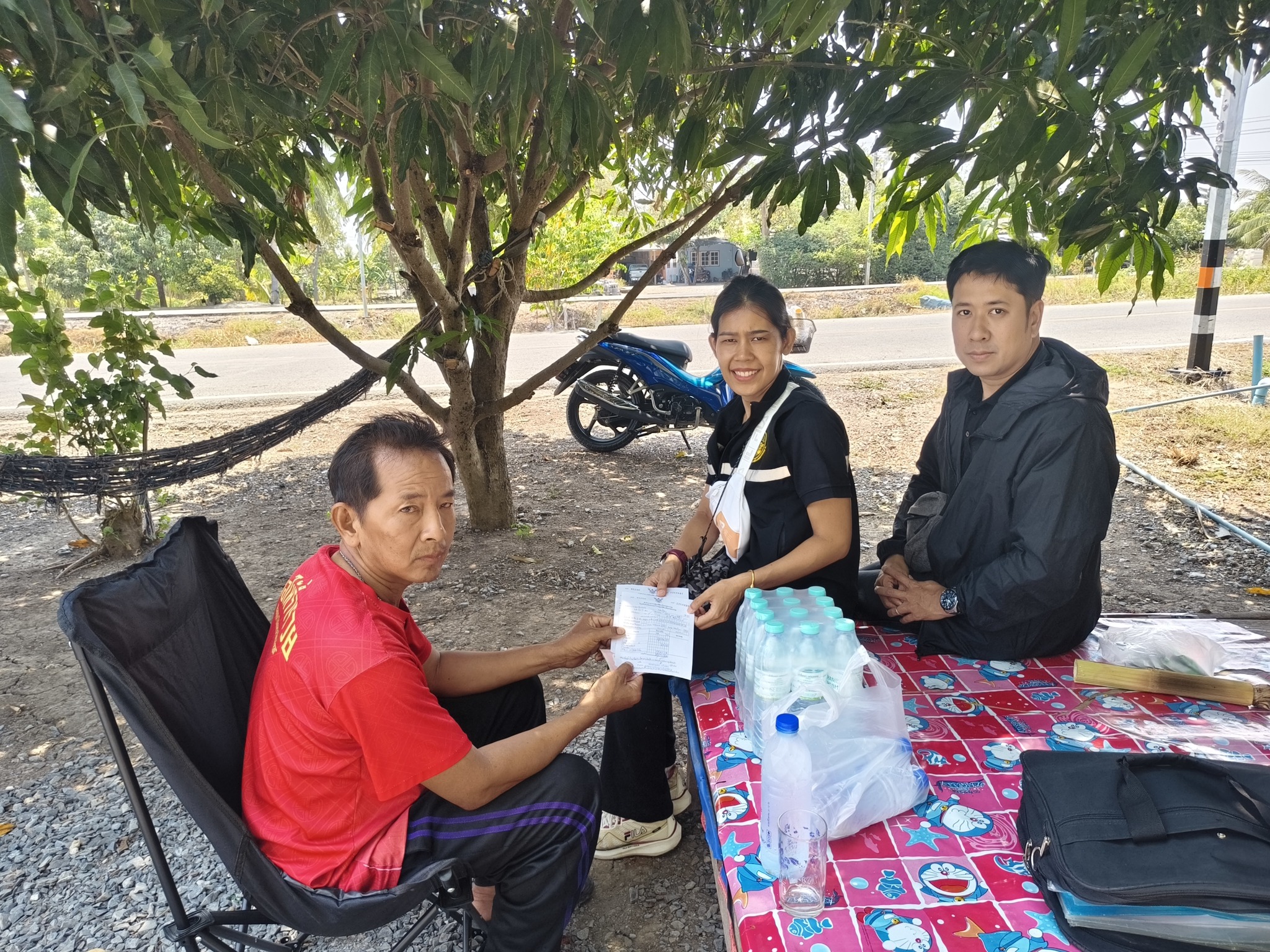 title - ส.ป.ก.นครปฐมลงพื้นที่ให้บริการเกษตรกรในการจัดทำคำขอกู้ สนับสนุนสินเชื่อเงินกองทุนการปฏิรูปที่ดินเพื่อเกษตรกรรมและด้านการจัดเก็บและให้สินเชื่อเงินกองทุนการปฏิรูปที่ดินเพื่อเกษตรกรรม ปีงบประมาณ พ.ศ. 2569